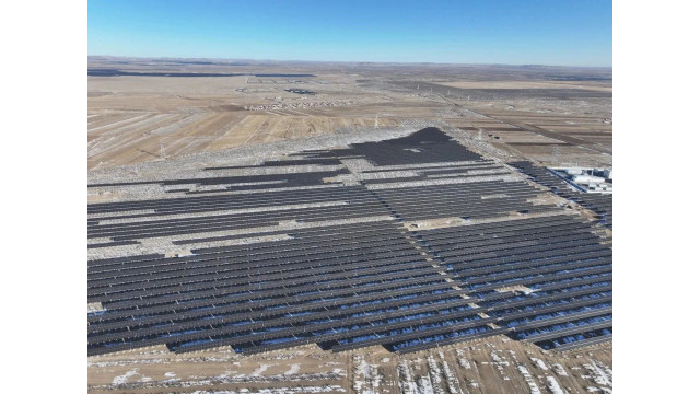 蒙能集团：商都县1.5gw光伏草业项目并网发电